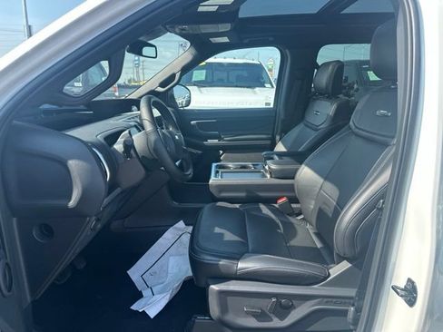 Used 2025 Ford Expedition Platinum w/ Stealth Appearance Package AWD/4WD image 6