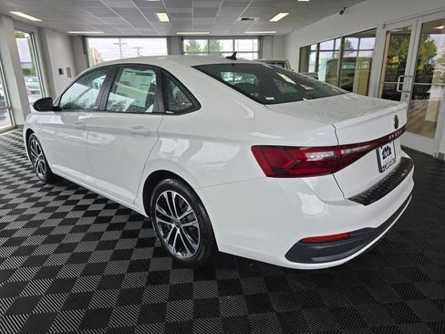 New 2026 Volkswagen Jetta Sport FWD image 5