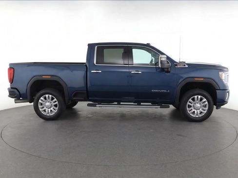 Used 2020 GMC Sierra 3500 Denali w/ Denali Ultimate Package AWD/4WD image 8
