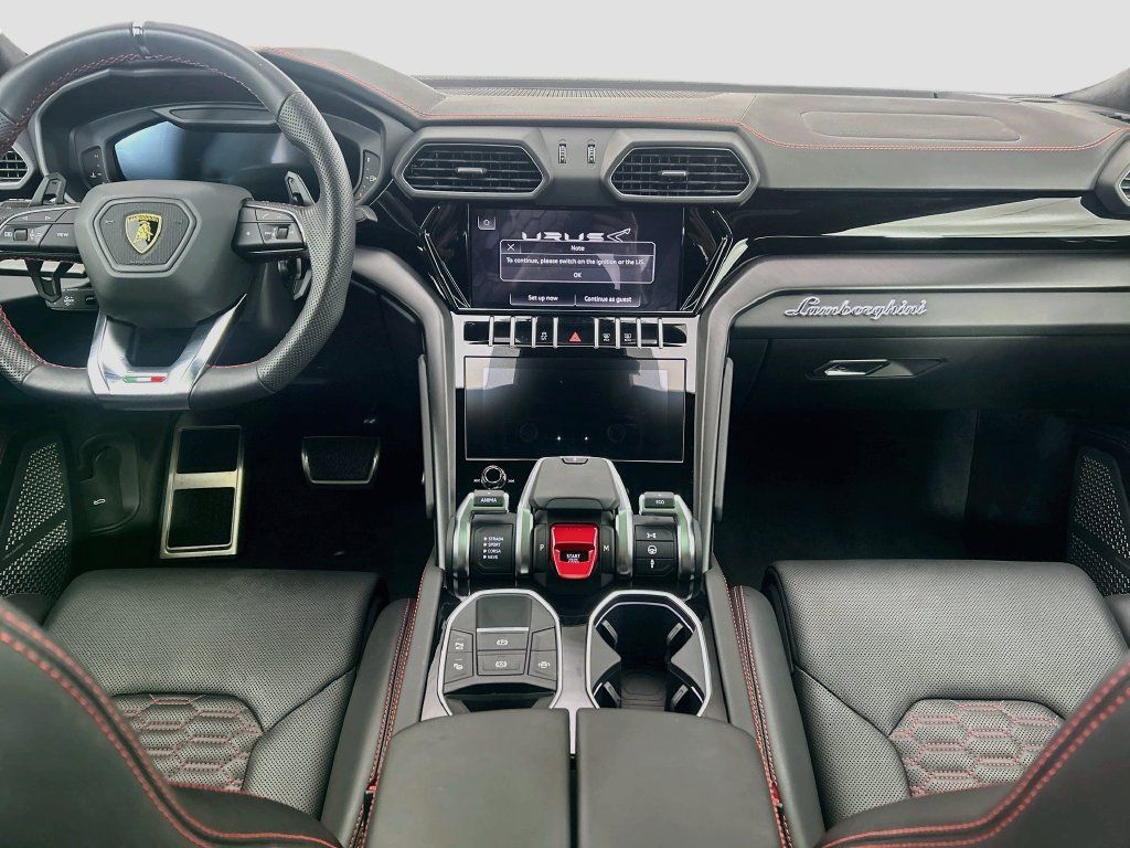 Used 2023 Lamborghini Urus S AWD/4WD image 13