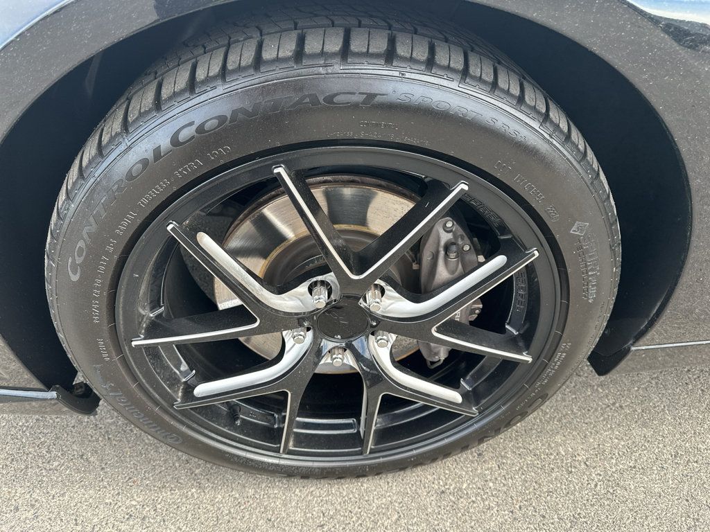 Used 2011 Chevrolet Camaro SS w/ LPO, Ground Effects Package RWD image 8