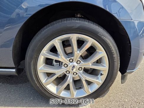 Used 2019 Ford Expedition Platinum RWD image 25