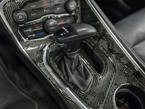 Used 2022 Dodge Challenger SXT w/ Plus Package image 22