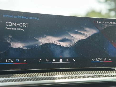 New 2026 BMW X5 M60i w/ Executive Package image 48