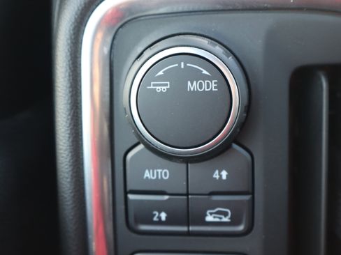 Used 2022 Chevrolet Silverado 1500 LT image 22