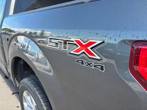 Used 2017 Ford F150 XL w/ Equipment Group 101A Mid AWD/4WD image 4