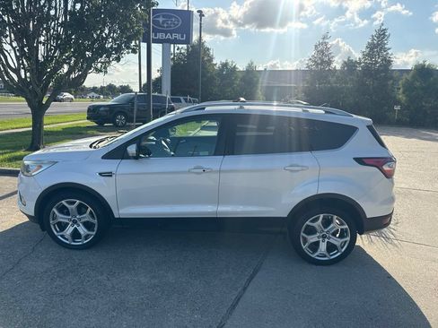 Used 2018 Ford Escape Titanium FWD image 5