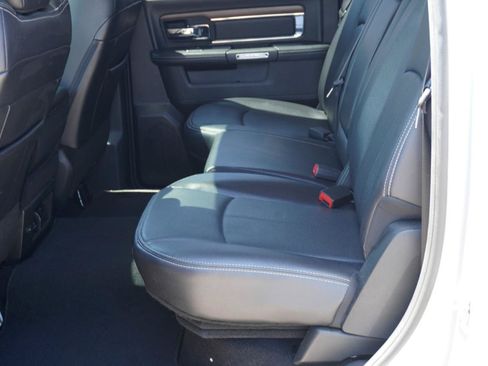 Used 2018 RAM 1500 Laramie w/ Convenience Group AWD/4WD image 23