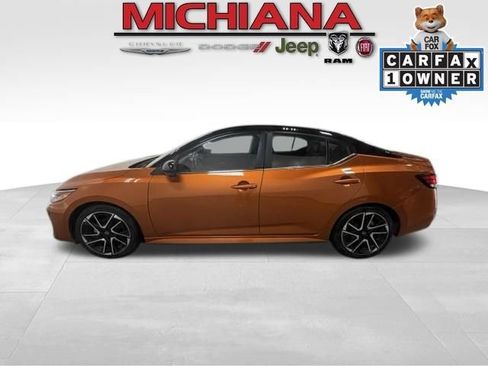 Used 2025 Nissan Sentra SR w/ SR Premium Package FWD image 1