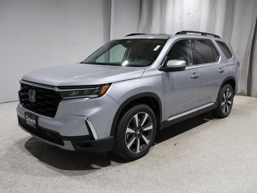 Used 2024 Honda Pilot Touring image 5