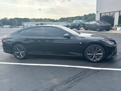 Used 2021 Lexus LS 500 F Sport w/ Accessory Package (Z2) RWD image 4