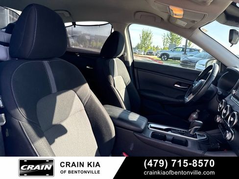 Used 2022 Nissan Sentra SV w/ Trunk Package FWD image 5