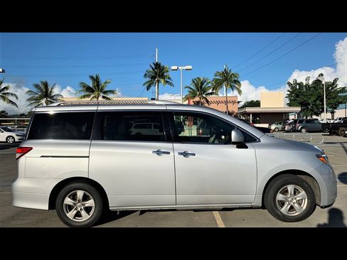 Used 2016 Nissan Quest SV FWD image 4