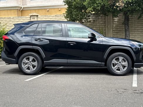 Used 2024 Toyota RAV4 XLE FWD image 3