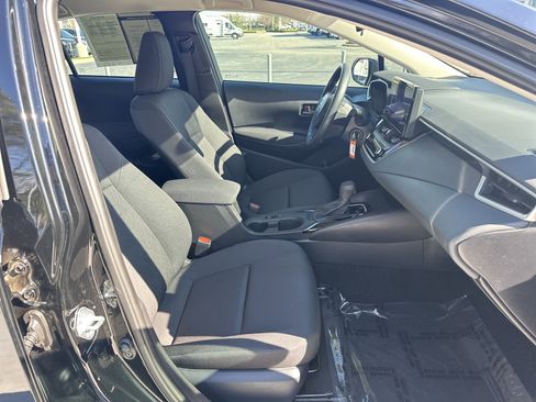 Certified 2024 Toyota Corolla LE image 32