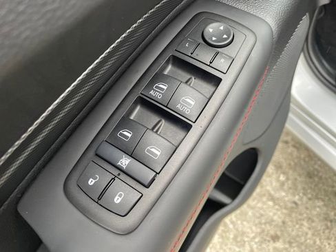 Certified 2024 Dodge Durango R/T image 31