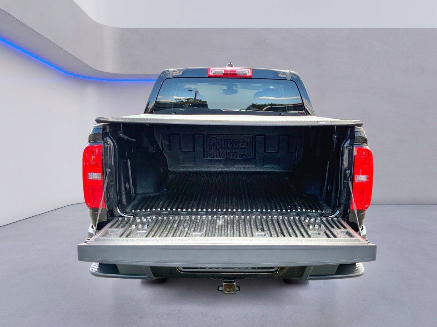 Used 2022 Chevrolet Colorado LT RWD image 9