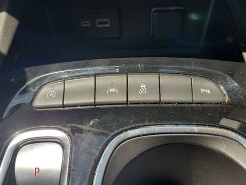 Used 2023 Buick Envision Preferred FWD image 29