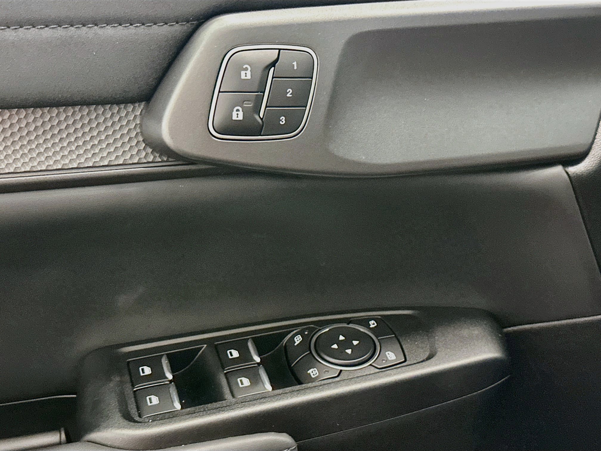 Used 2025 Ford Ranger Raptor AWD/4WD image 15