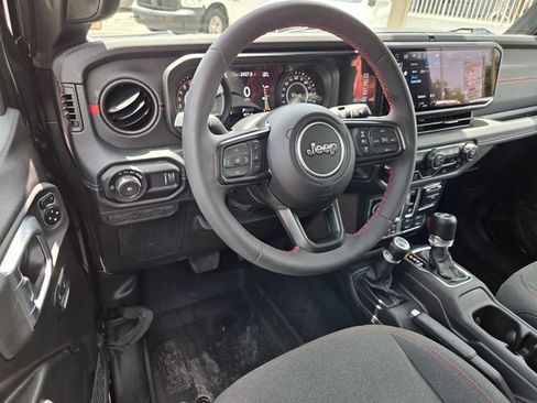 Certified 2024 Jeep Wrangler Rubicon AWD/4WD image 16