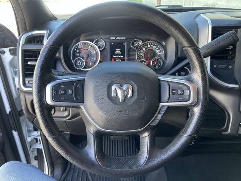 Used 2023 RAM 2500 Big Horn w/ Cold Weather Group AWD/4WD image 18