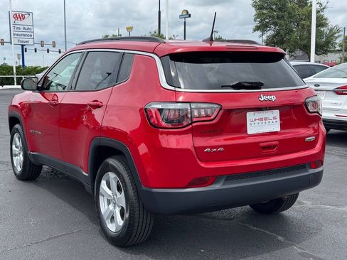 Used 2018 Jeep Compass Latitude w/ Popular Equipment Group AWD/4WD image 7