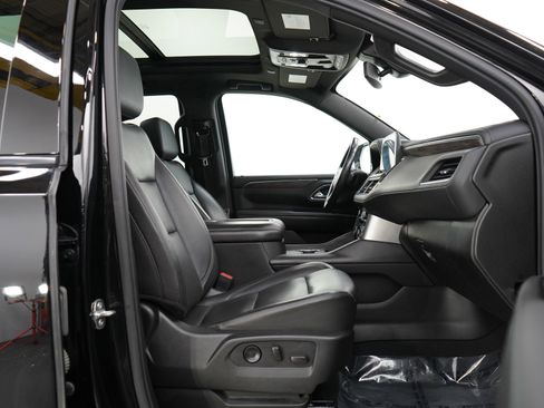 Used 2021 Chevrolet Tahoe Z71 image 11