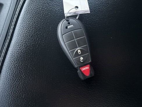 Used 2024 RAM 1500 Classic SLT image 27