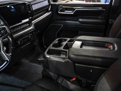 Used 2024 Chevrolet Silverado 2500 LT w/ Convenience Package AWD/4WD image 23