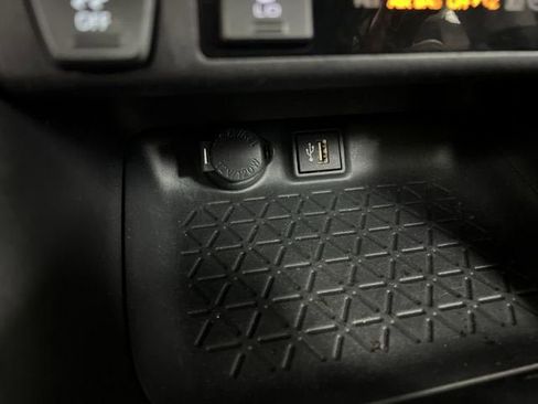 Used 2025 Toyota RAV4 XLE w/ Convenience Package AWD/4WD image 35