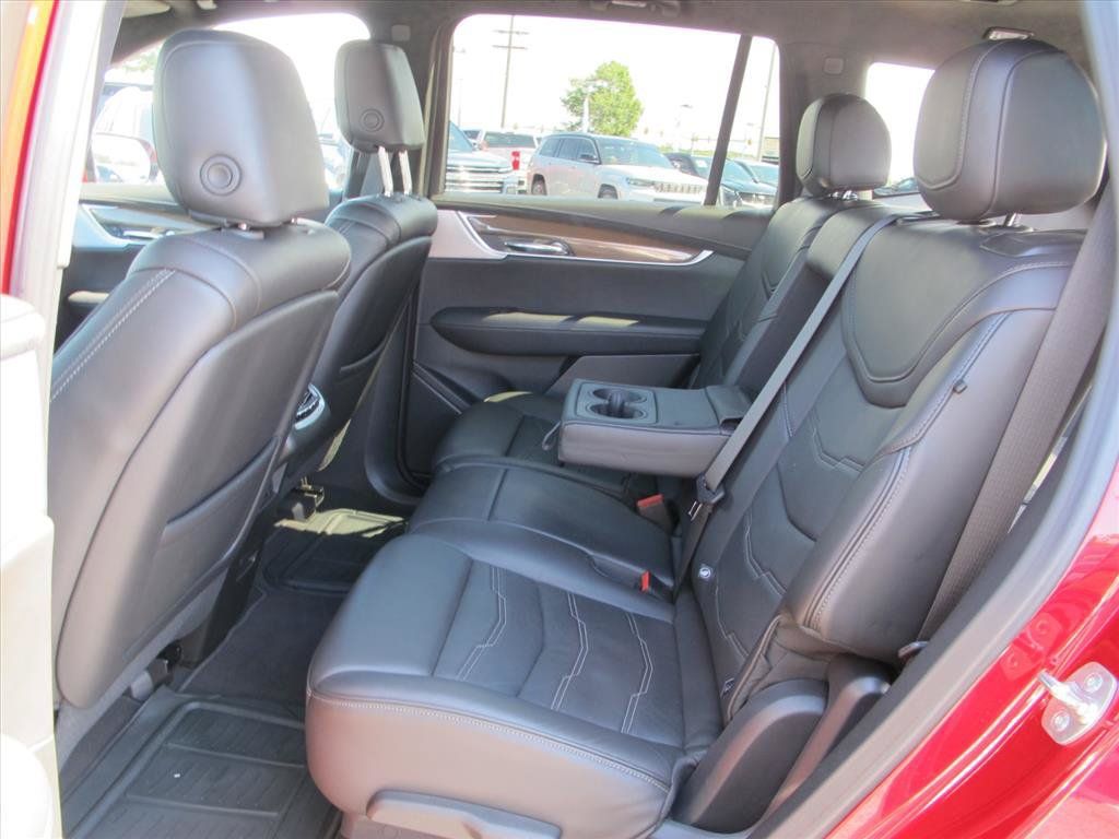Used 2024 Cadillac XT6 Sport w/ Platinum Package AWD/4WD image 23