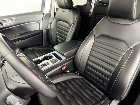 Used 2021 Ford Edge SEL image 19