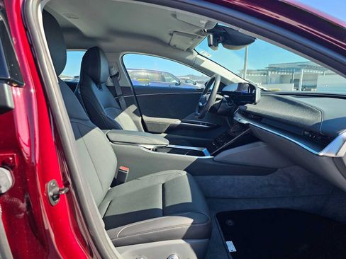 Used 2025 Lucid Air Touring AWD/4WD image 10