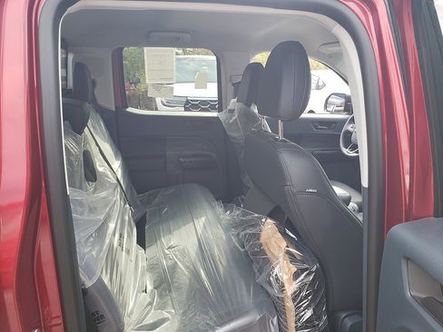 New 2025 Ford Maverick Lariat w/ Black Appearance Package image 19