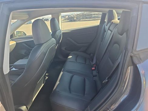 Used 2023 Tesla Model 3 Standard Range image 8