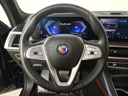Used 2025 BMW ALPINA XB7 ALPINA XB7 image 31