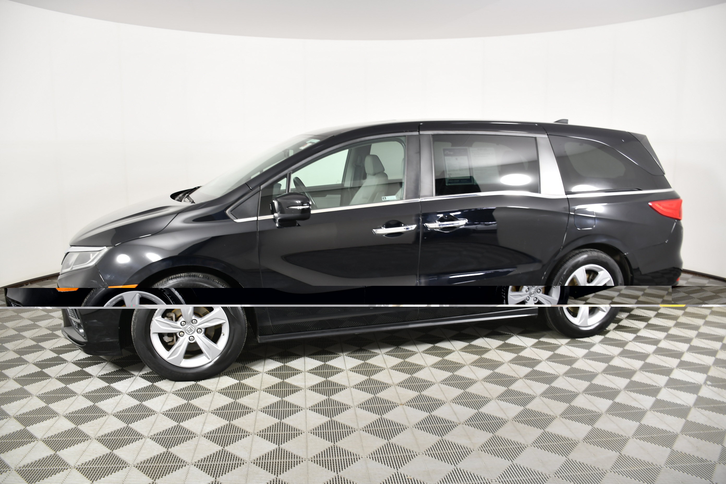 Used 2020 Honda Odyssey EX-L image 8