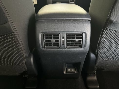 Used 2020 Toyota 4Runner SR5 AWD/4WD image 25