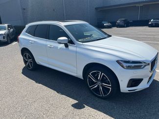 Used 2018 Volvo XC60 T8 R-Design w/ Convenience Package AWD/4WD video 1