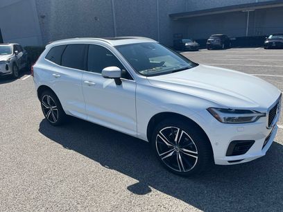Used 2018 Volvo XC60 T8 R-Design w/ Convenience Package