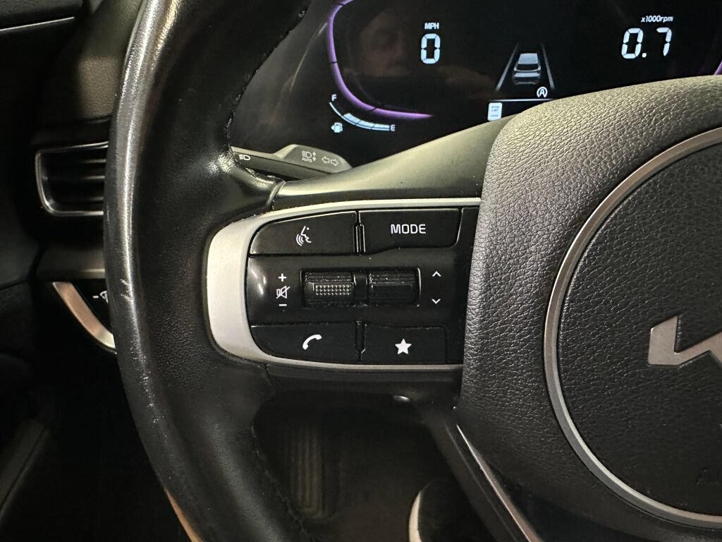 Used 2023 Kia Sportage EX FWD image 10
