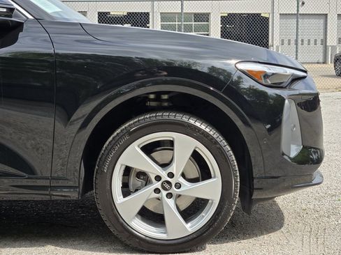 Certified 2025 Audi Q5 Premium Plus w/ Premium Plus image 13