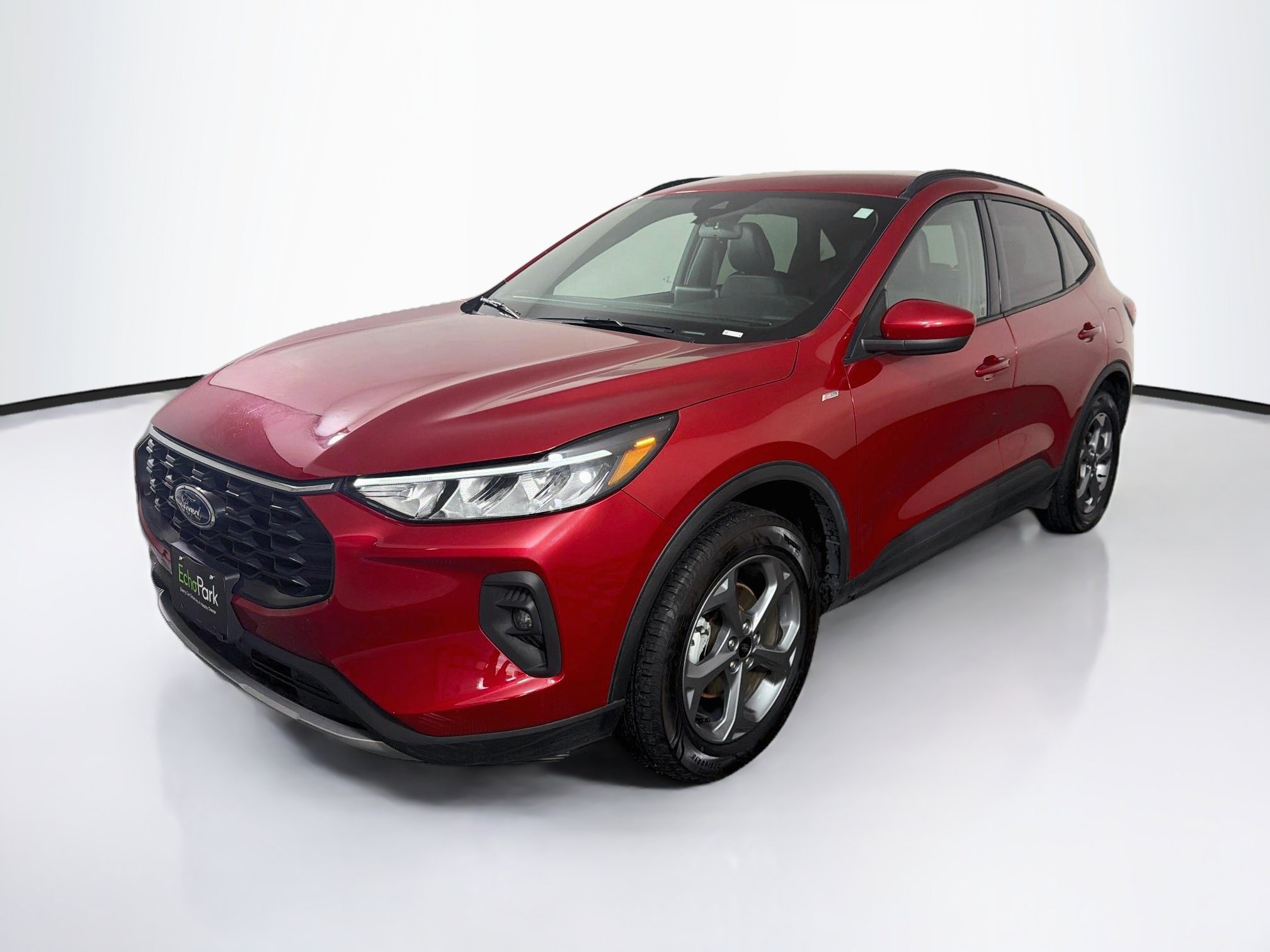 Used 2025 Ford Escape ST-Line Select AWD/4WD image 3