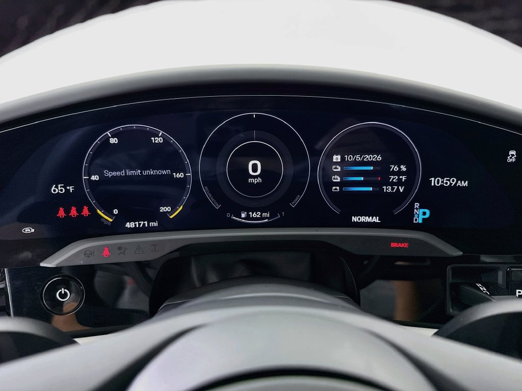 Certified 2022 Porsche Taycan RWD image 16
