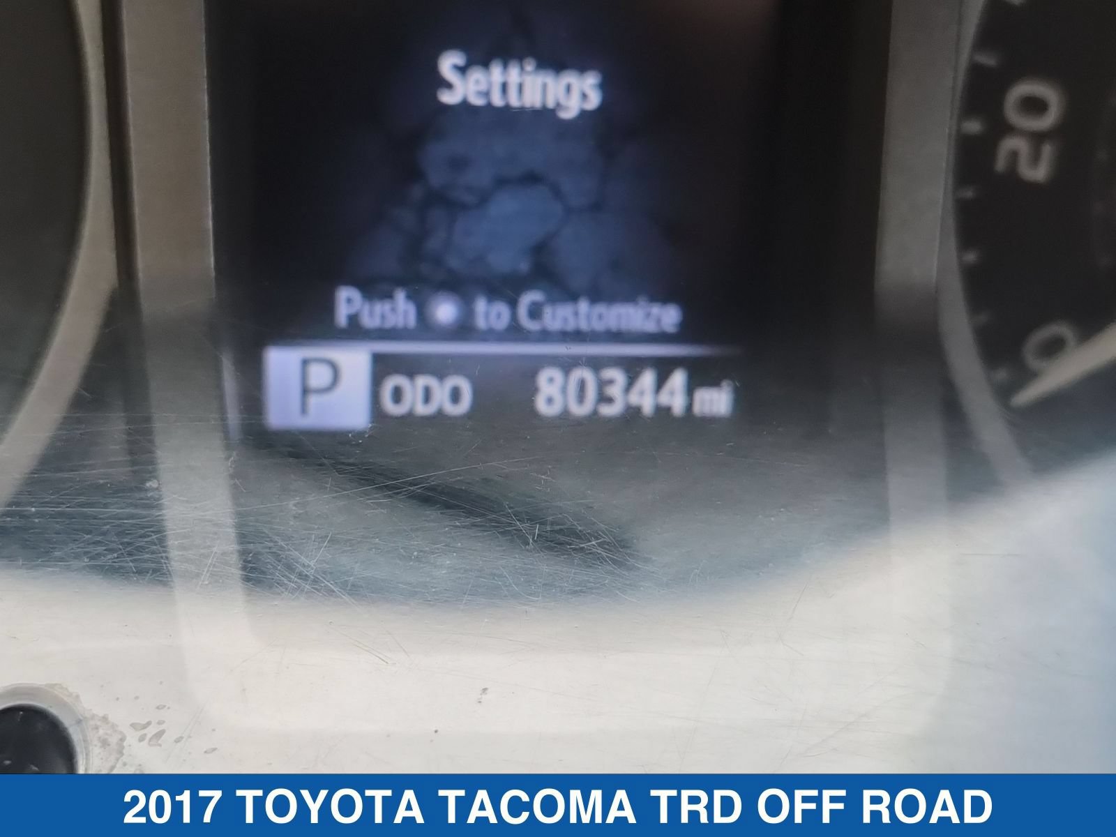 Used 2017 Toyota Tacoma TRD Off-Road AWD/4WD image 20