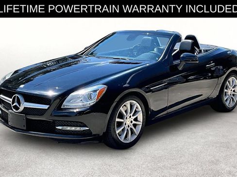 Used 2016 Mercedes-Benz SLK 300 image 9