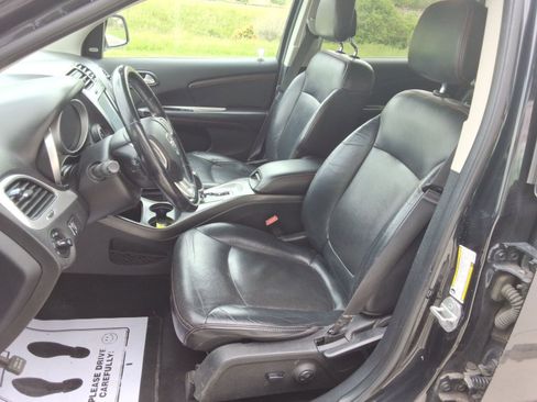 Used 2015 Dodge Journey R/T w/ Flexible Seating Group FWD image 27