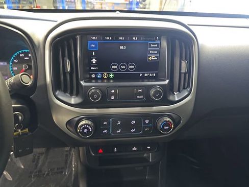 Used 2019 Chevrolet Colorado LT AWD/4WD image 21