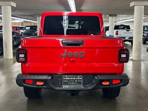 New 2025 Jeep Gladiator Mojave image 5