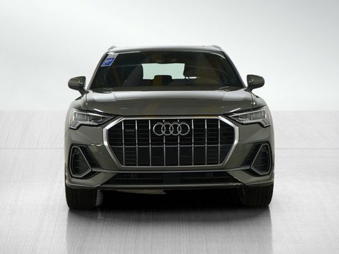 Used 2025 Audi Q3 2.0T Premium image 8